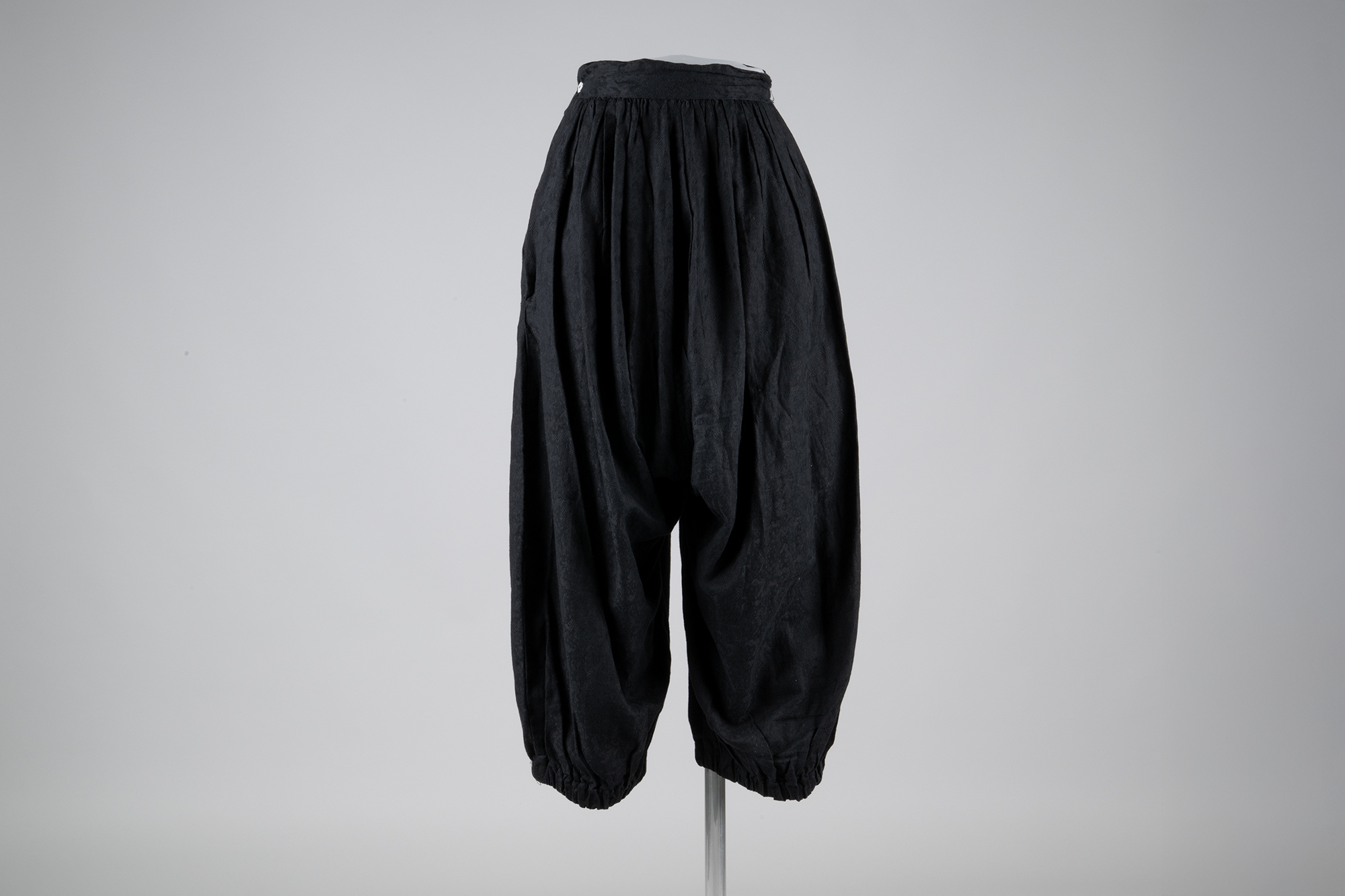Image of Woman's bicycling bloomers, 1890s